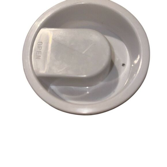 Ribbed Textured Glass Pitcher With Lid Clear & White Size 8" x 5.5" - Picture 3 of 9